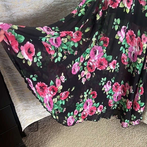 Romeo & Juliet Couture Women’s Floral Print Maxi Dress Size S - Picture 7 of 15